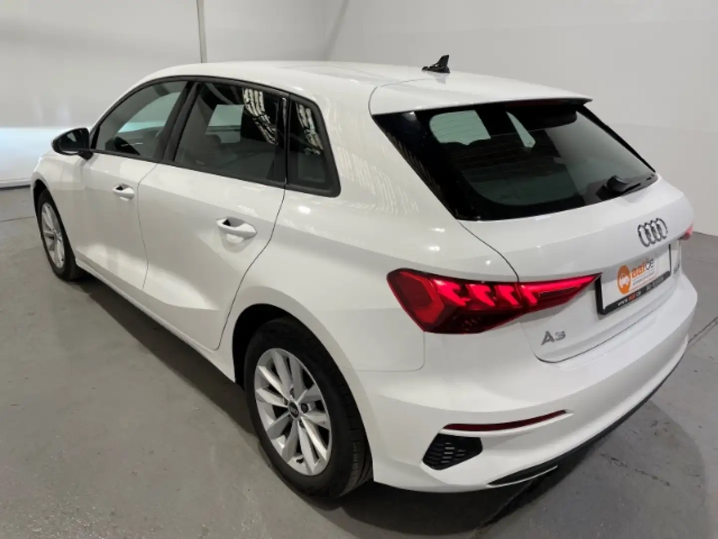 Audi A3 Sportback 35 TDI S-Tronic EU6d LED Navi Klima Weiß - 2