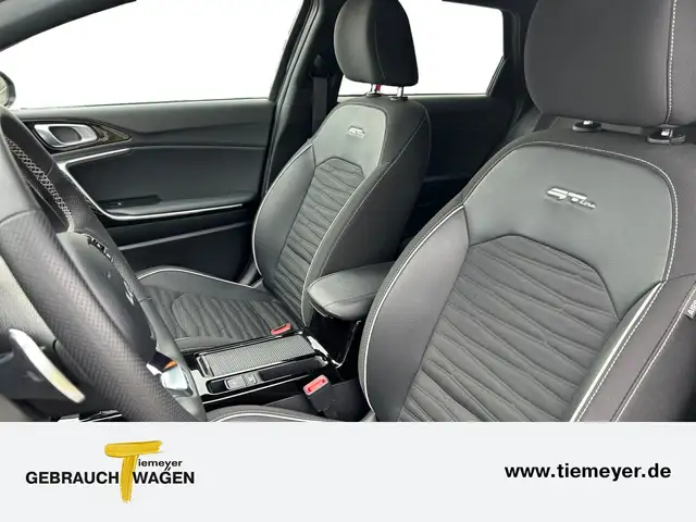 Kia Ceed view 10