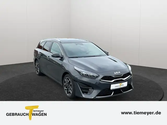 Kia Ceed view 3