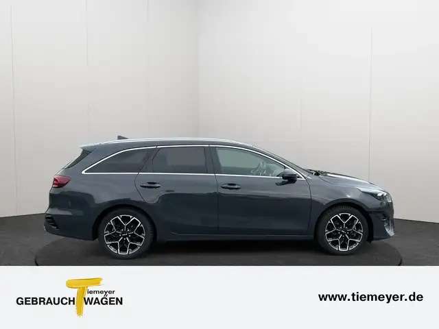 Kia Ceed view 4