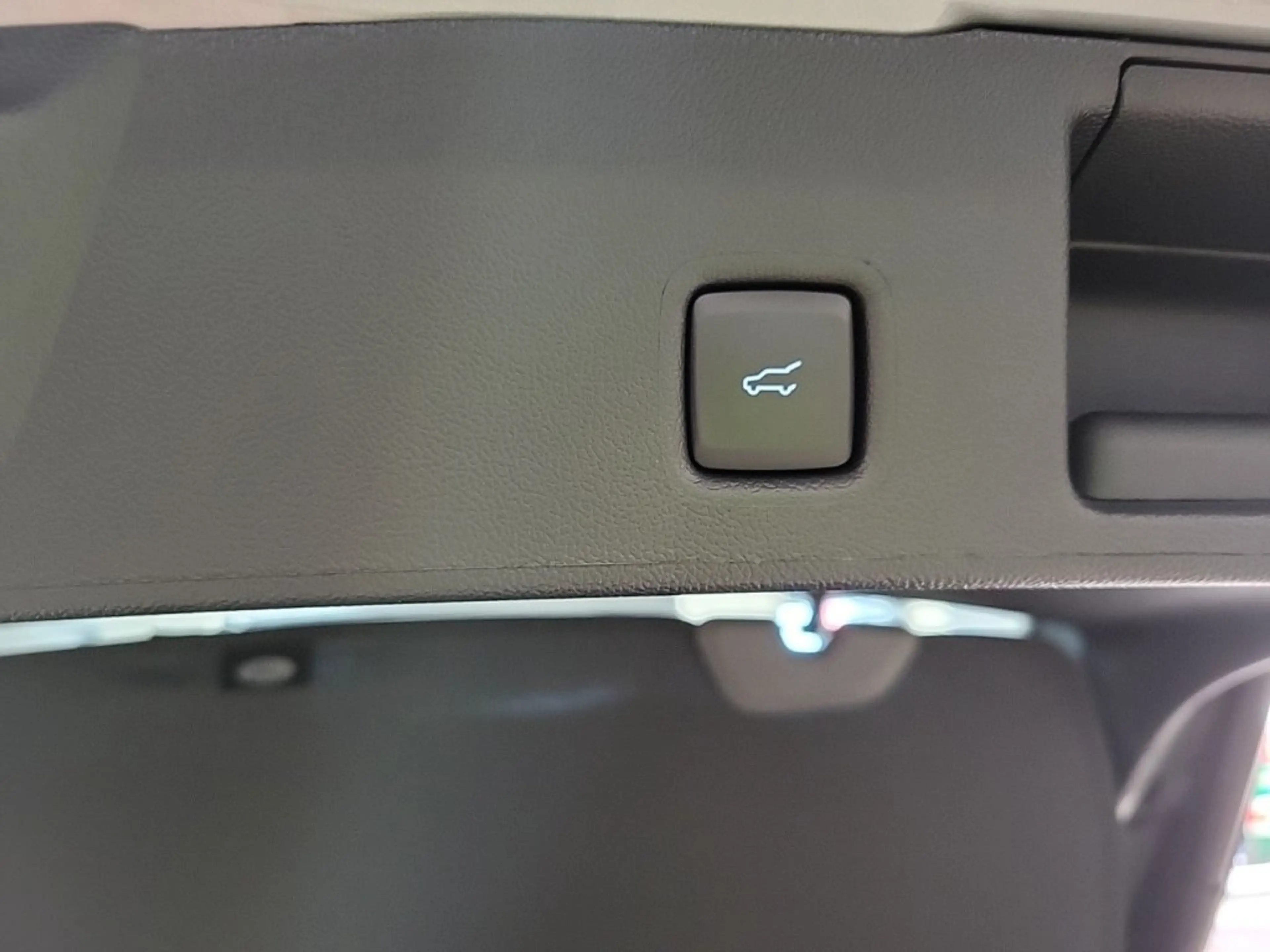 Ford Kuga ST-Line X 2,5L Duratec PHEV 243PS A FWD — photo 6