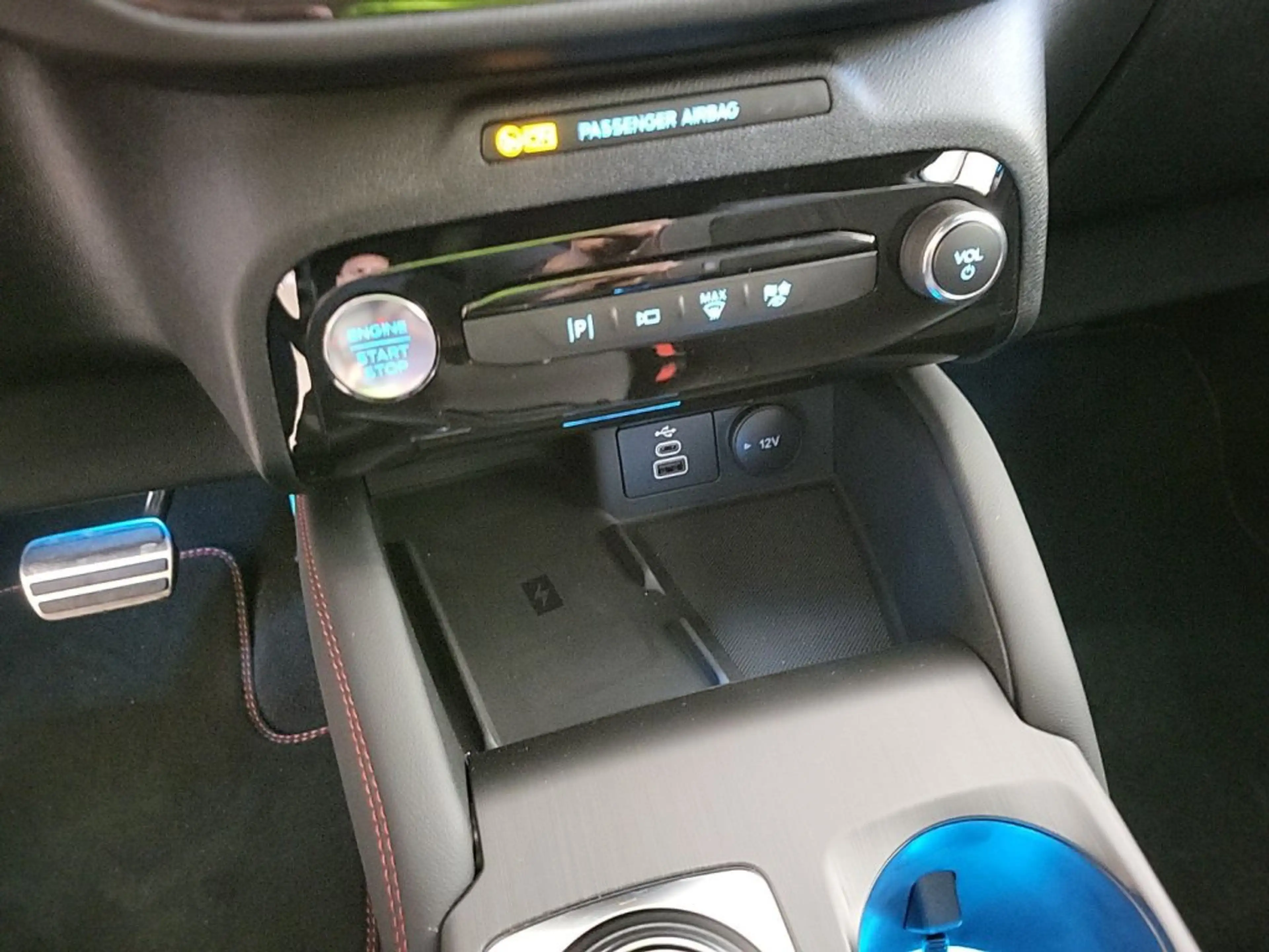 Ford Kuga ST-Line X 2,5L Duratec PHEV 243PS A FWD — photo 12