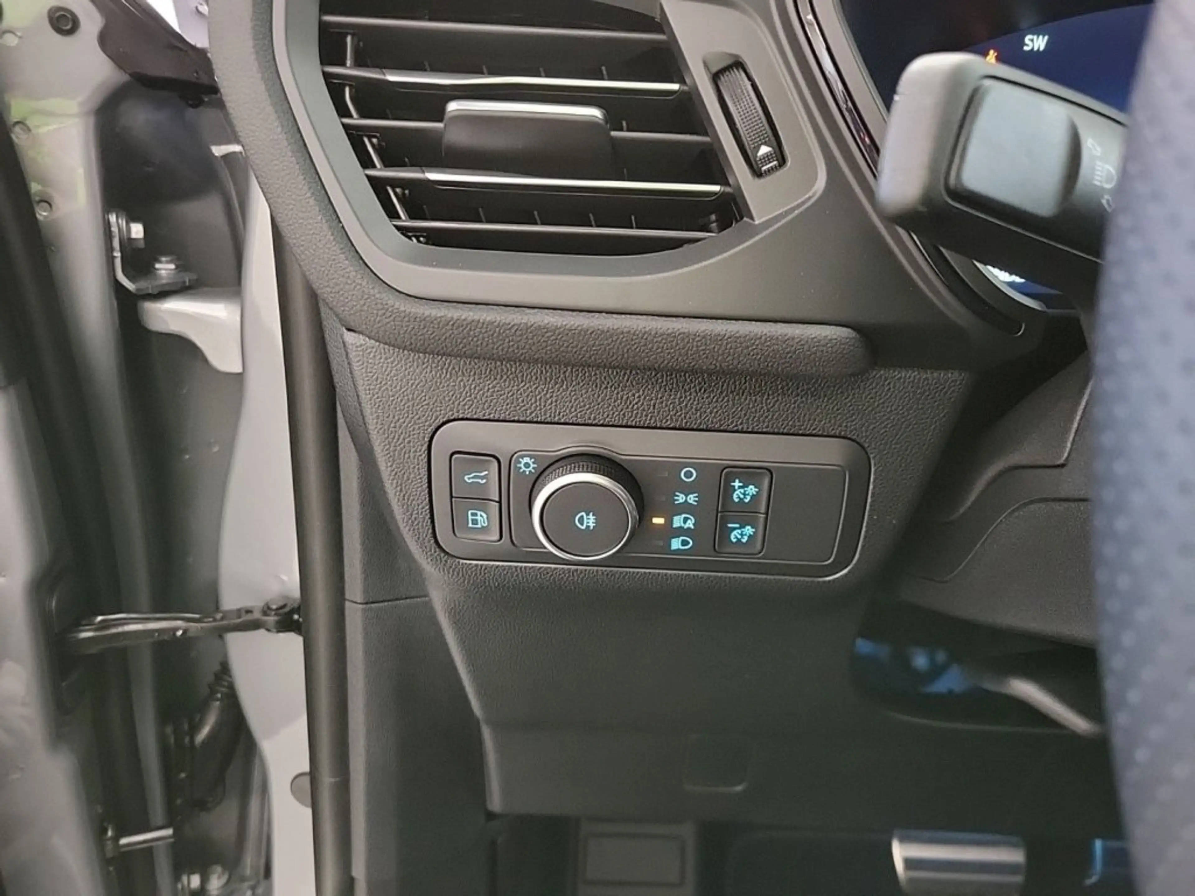 Ford Kuga ST-Line X 2,5L Duratec PHEV 243PS A FWD — photo 15