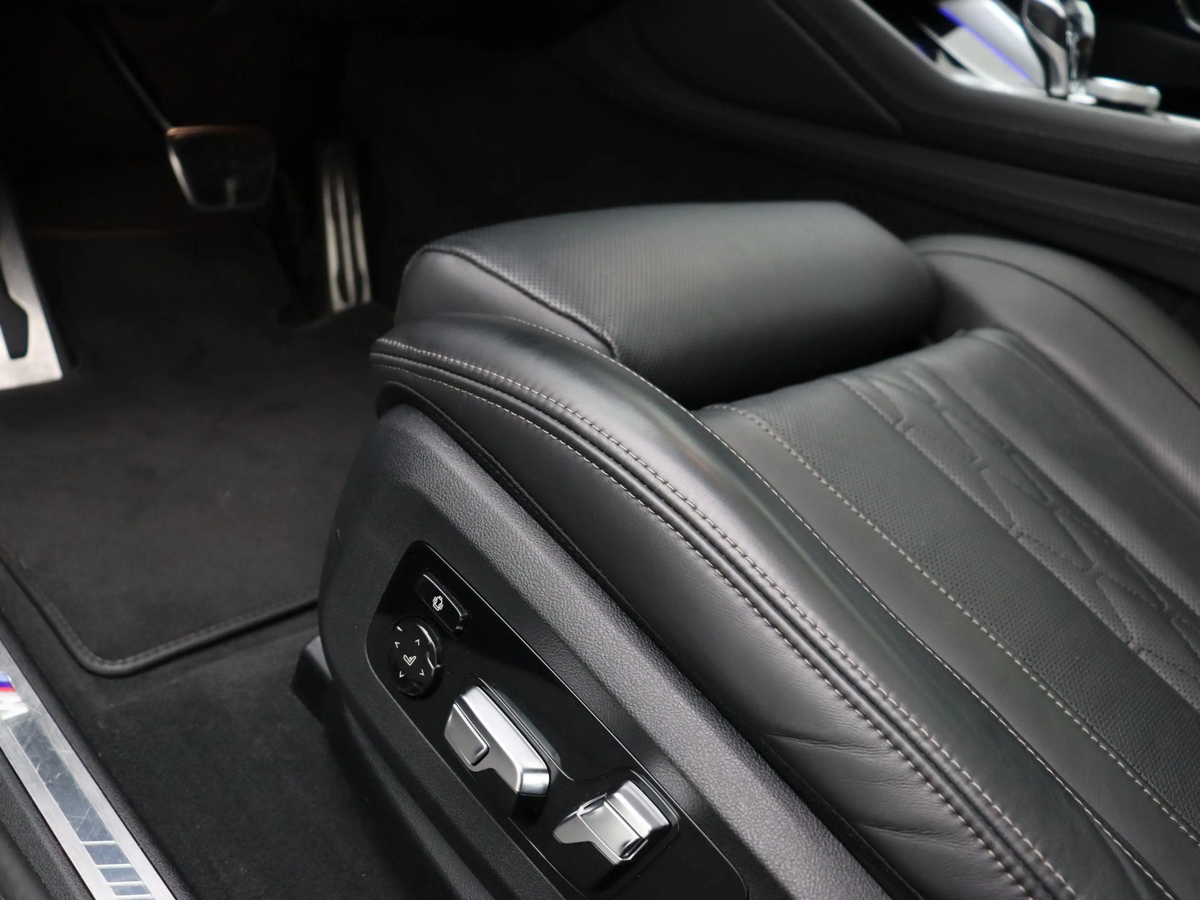 BMW X6 xDrive40i High Executive | M Sportpakket | Safety — photo 13