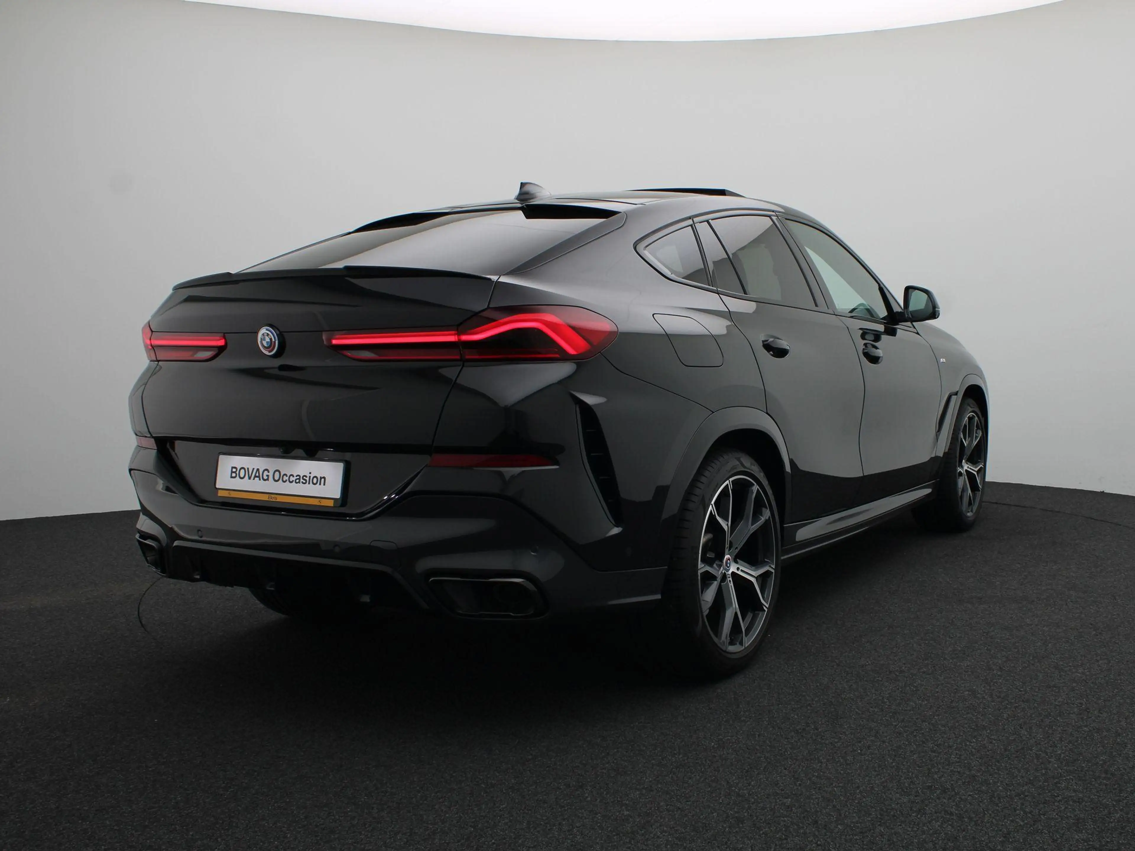 BMW X6 xDrive40i High Executive | M Sportpakket | Safety — photo 2
