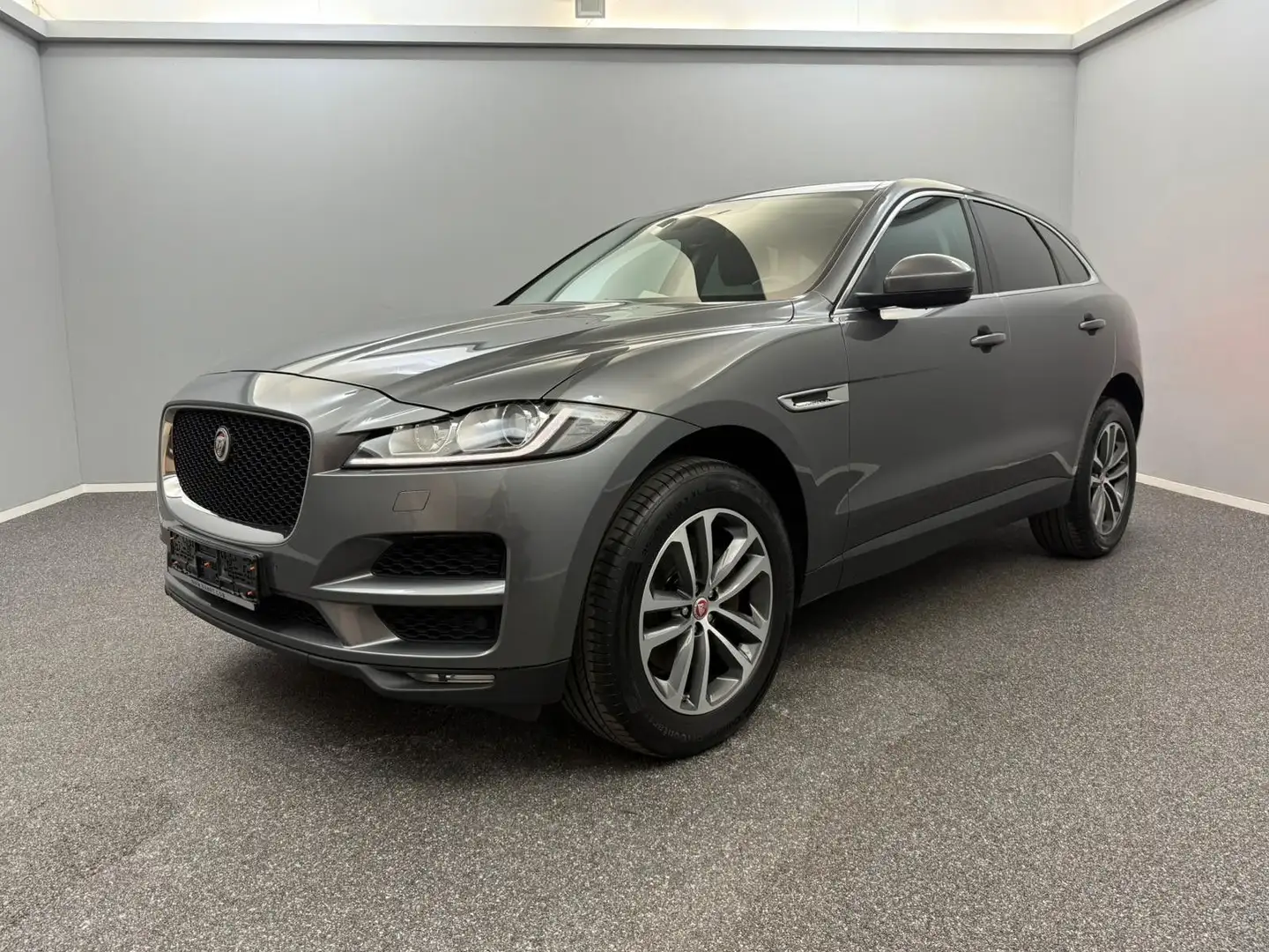 Jaguar F-Pace F-PACE Prestige AWD*MERIDIAN*PANO*KAM*VIRTUAL*19 Grau - 1