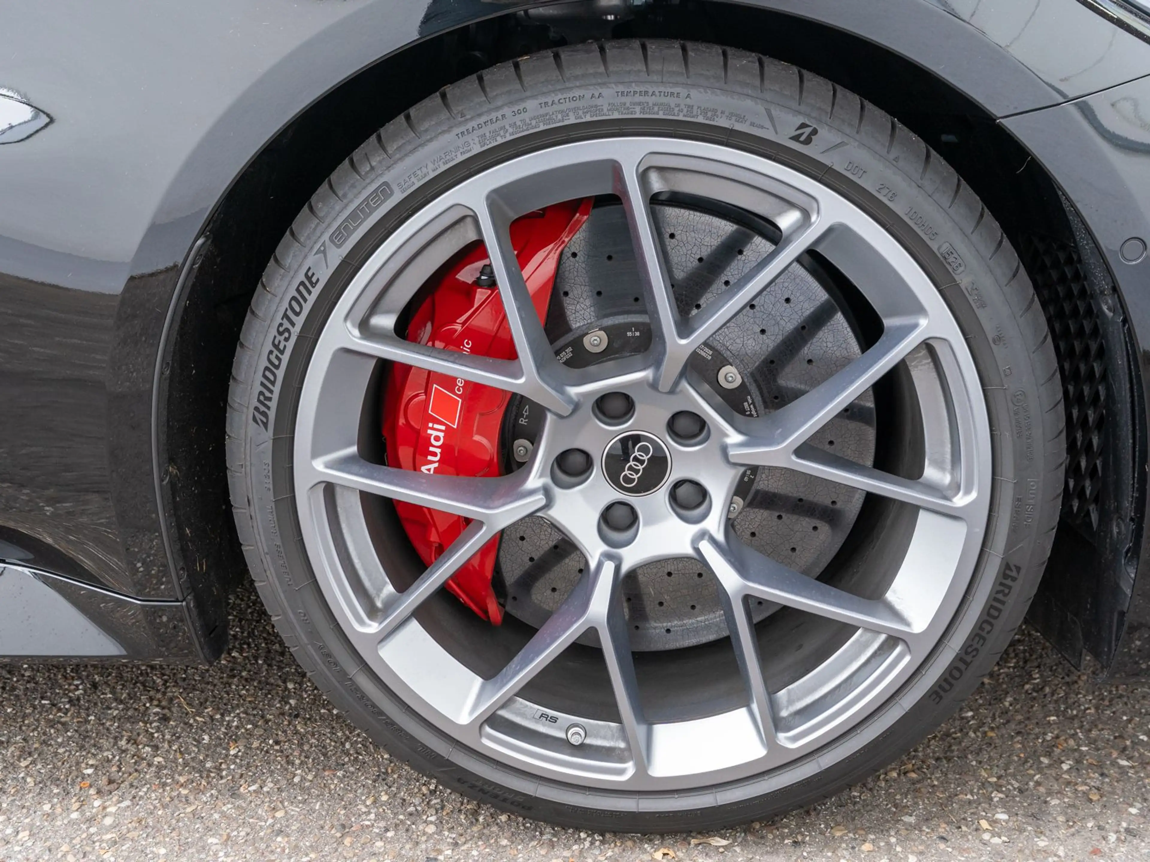 Audi RS5 Keramikbremsen Optikpaket Carbon — photo 10