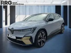 Renault Megane ICONIC EV60 220HP CCS SELBSTPARKEND