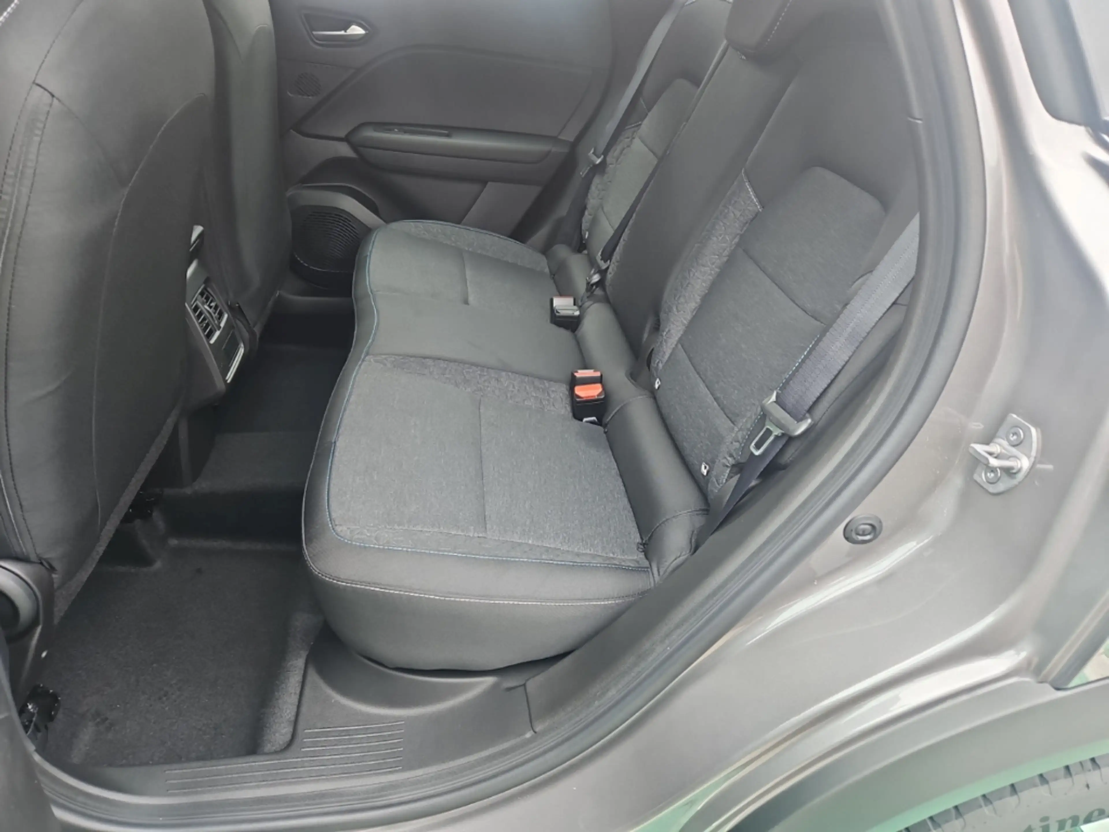 Mitsubishi Grandis Diamant Plus, 1.8 Hybrid, Automatik — photo 9