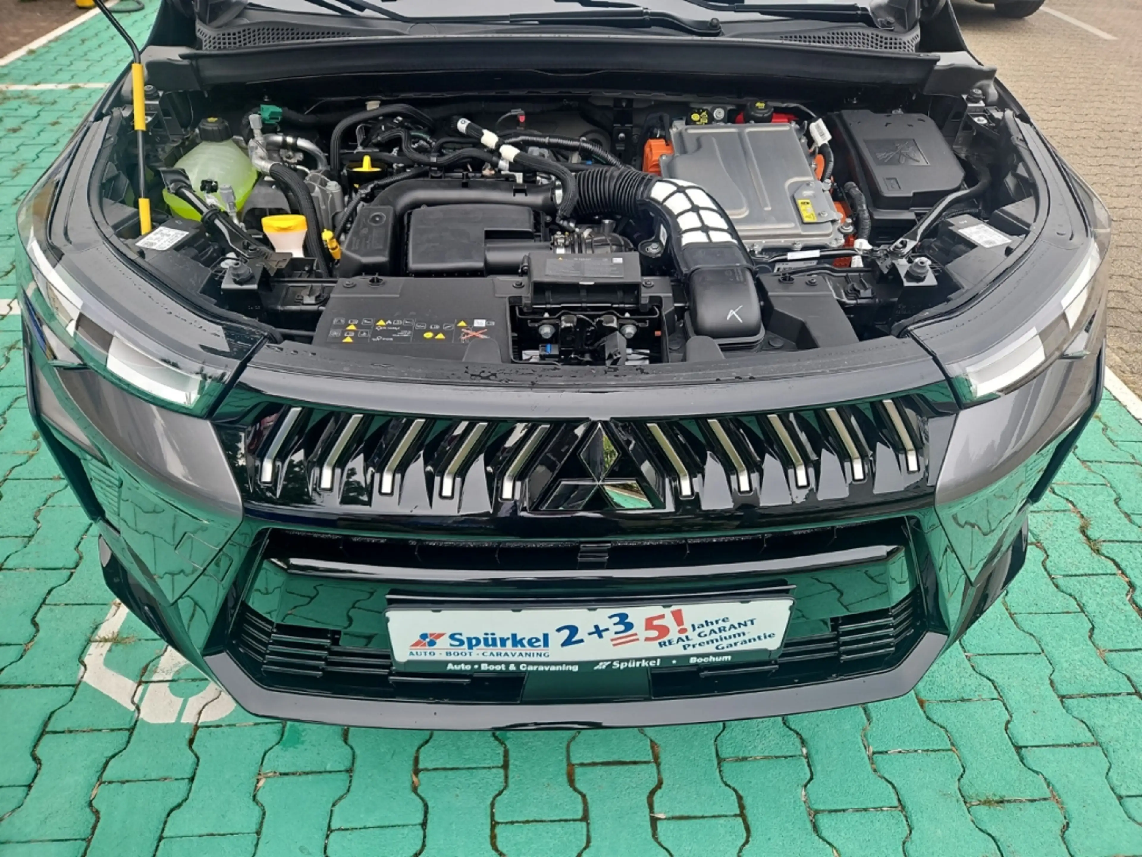 Mitsubishi Grandis Diamant Plus, 1.8 Hybrid, Automatik — photo 15
