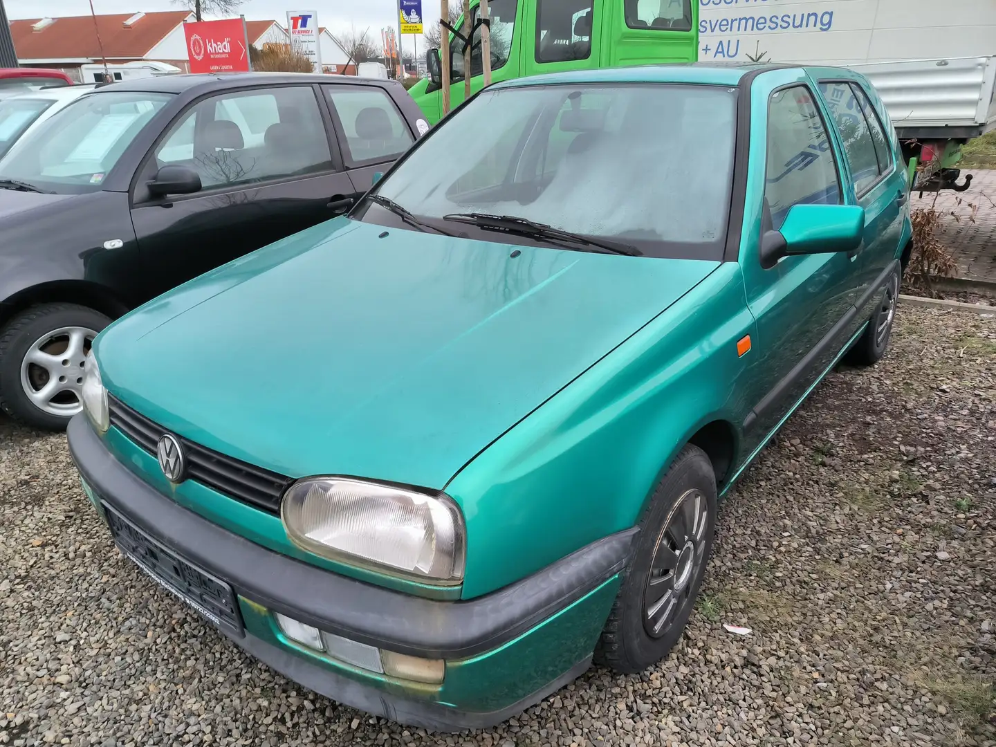 Volkswagen Golf 1.8 Behindertengerecht Verde - 1
