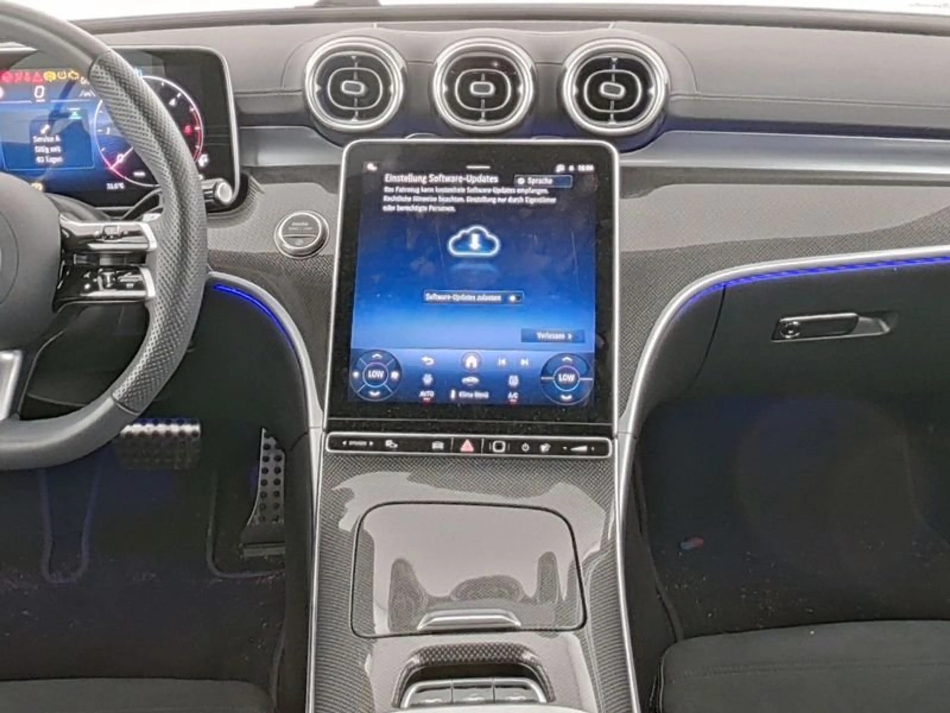 Mercedes-Benz CLE 220 CLE220d Cabrio AMG Edition DigiLED Burme 20"Viel — photo 6