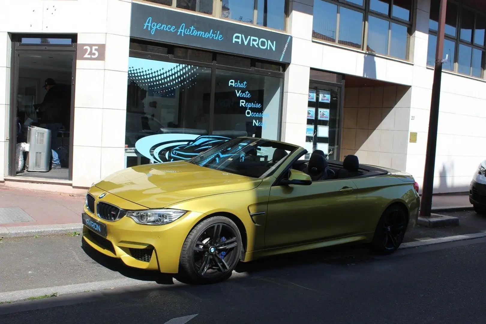BMW M4 Cabriolet Cabriolet (F83) 431 M DKG7 (Historique complet BMW) Geel - 1
