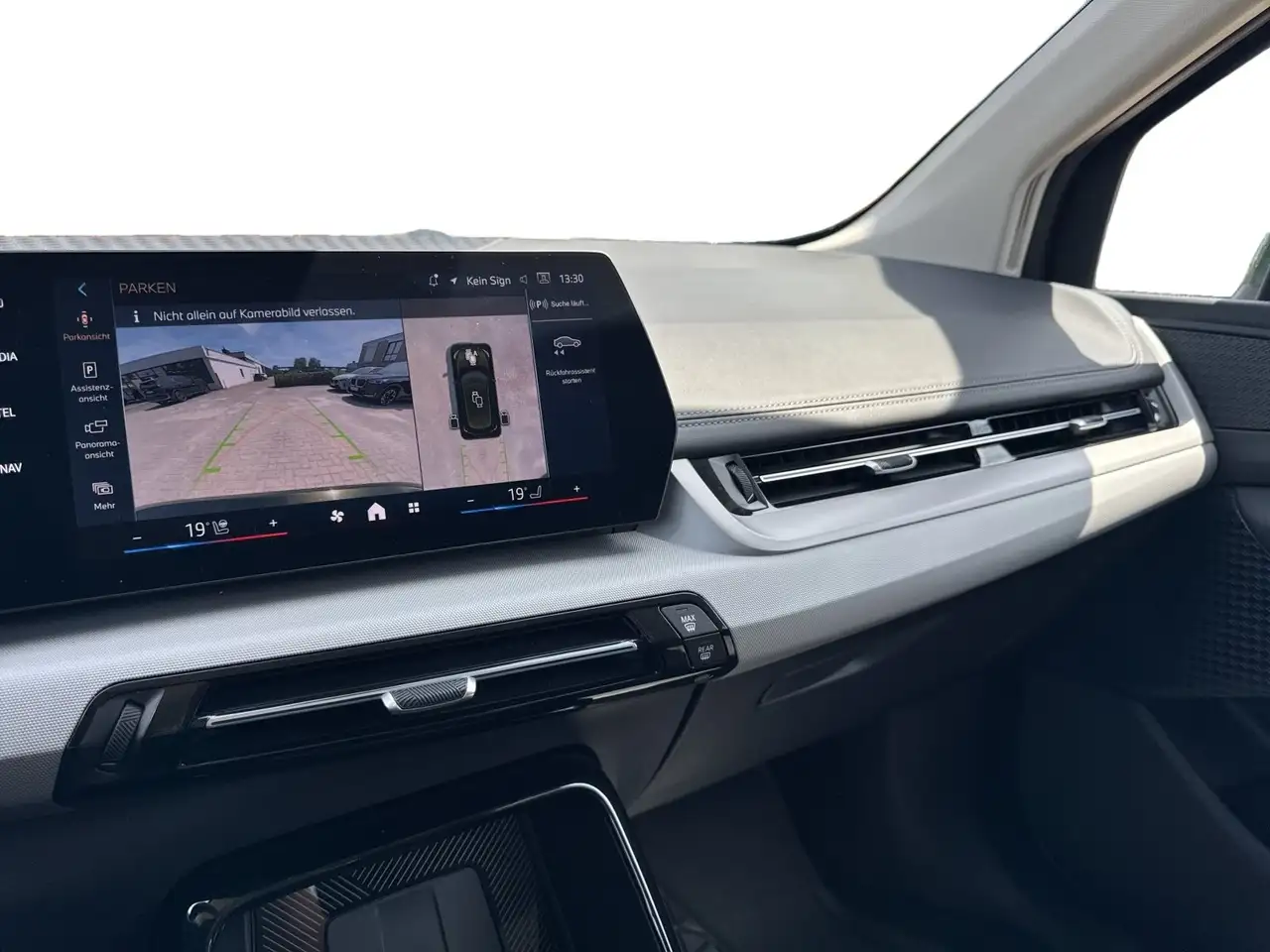 BMW 218 d 360° HEAD-UP RFK HIFI LENKRADHZ LED SHZ DAB, миниатюра 14