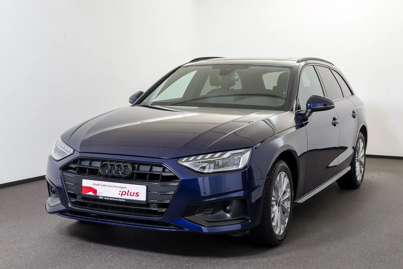 Audi A4 Advanced 40 TDI S tr. PANO ACC NAVI RFK Blau - 2