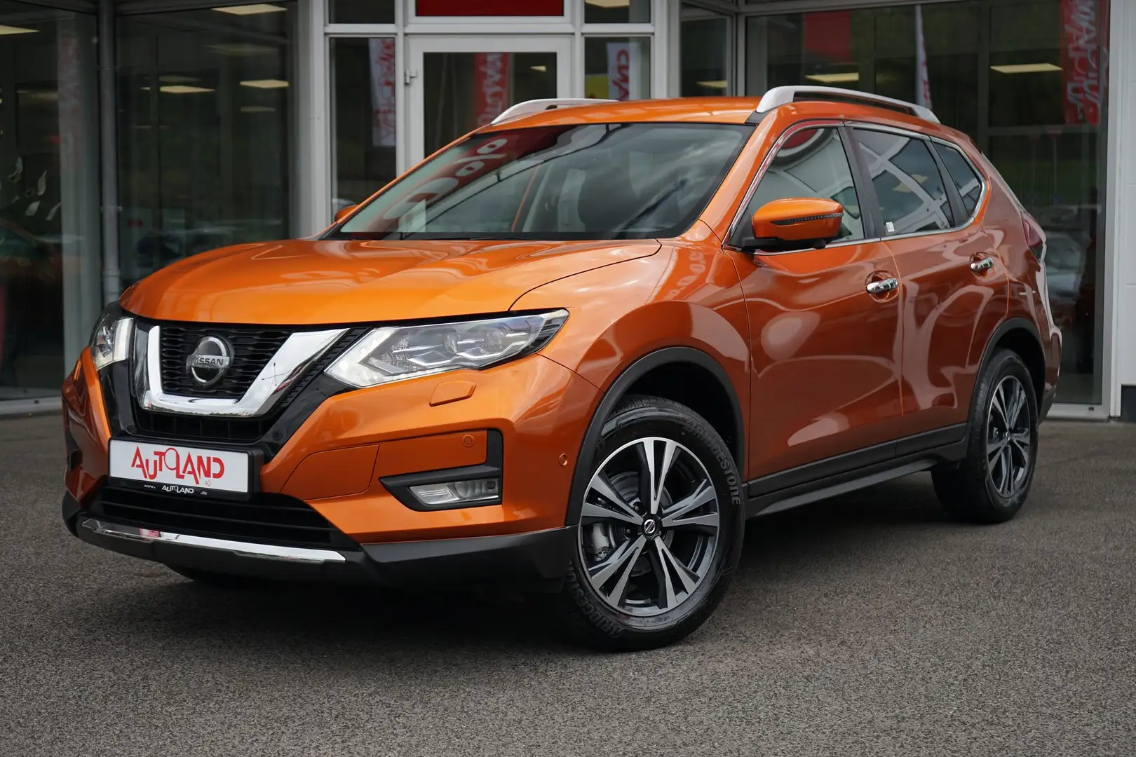 Nissan X-Trail 1.3 DIG-T AT LED Navi SHZ 360° Oranje - 2