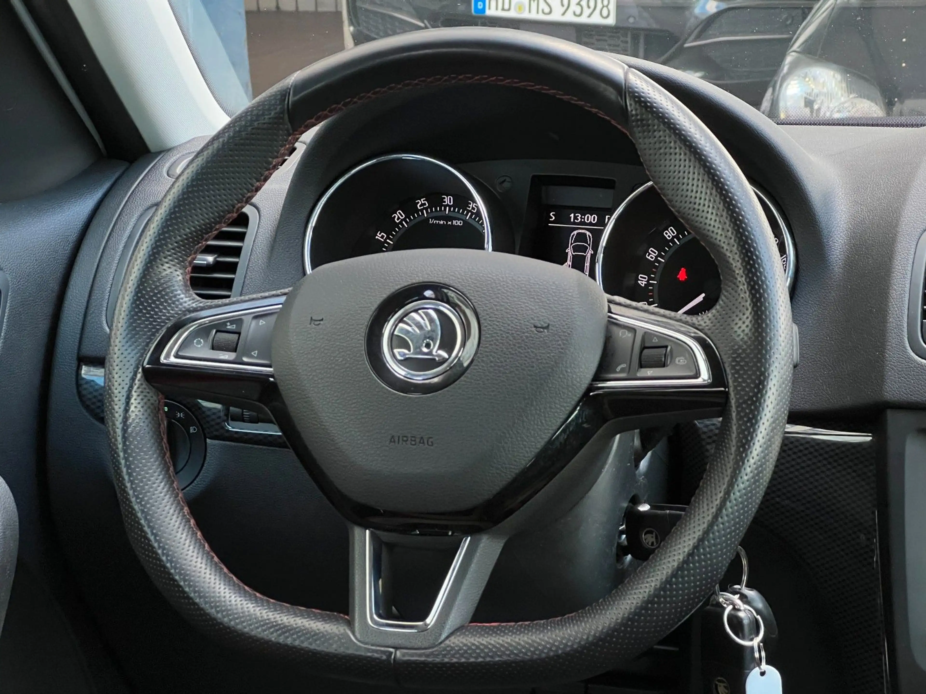 Skoda Yeti 2.0 TDI DSG Monte Carlo 4x4 *STNDHZ*NAVI* — photo 12