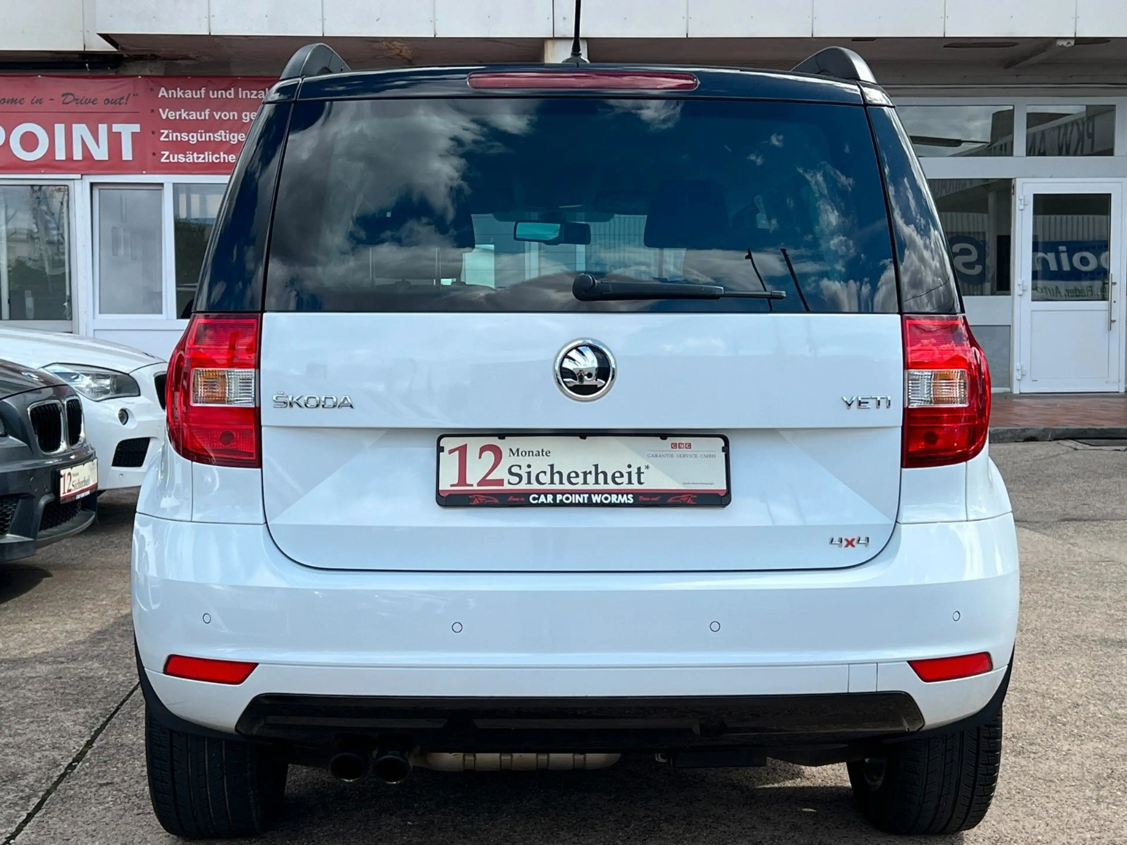 Skoda Yeti 2.0 TDI DSG Monte Carlo 4x4 *STNDHZ*NAVI* — photo 7