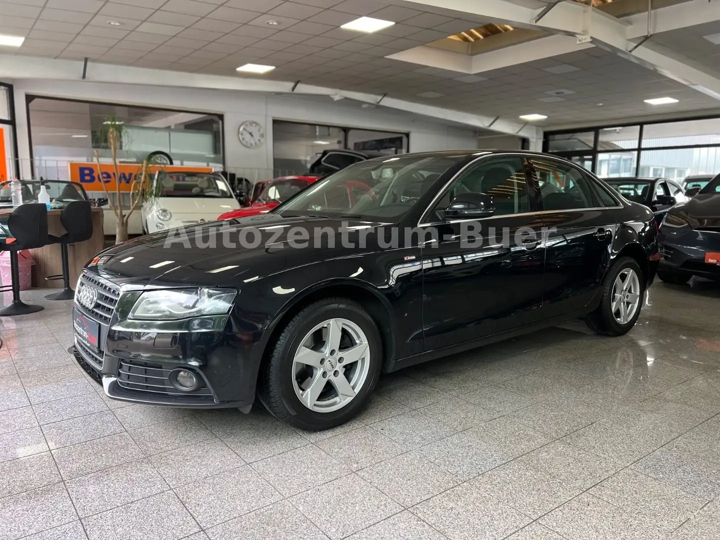 Audi A4 Lim. Attraction "Xenon/Klima/PDC" Noir - 2
