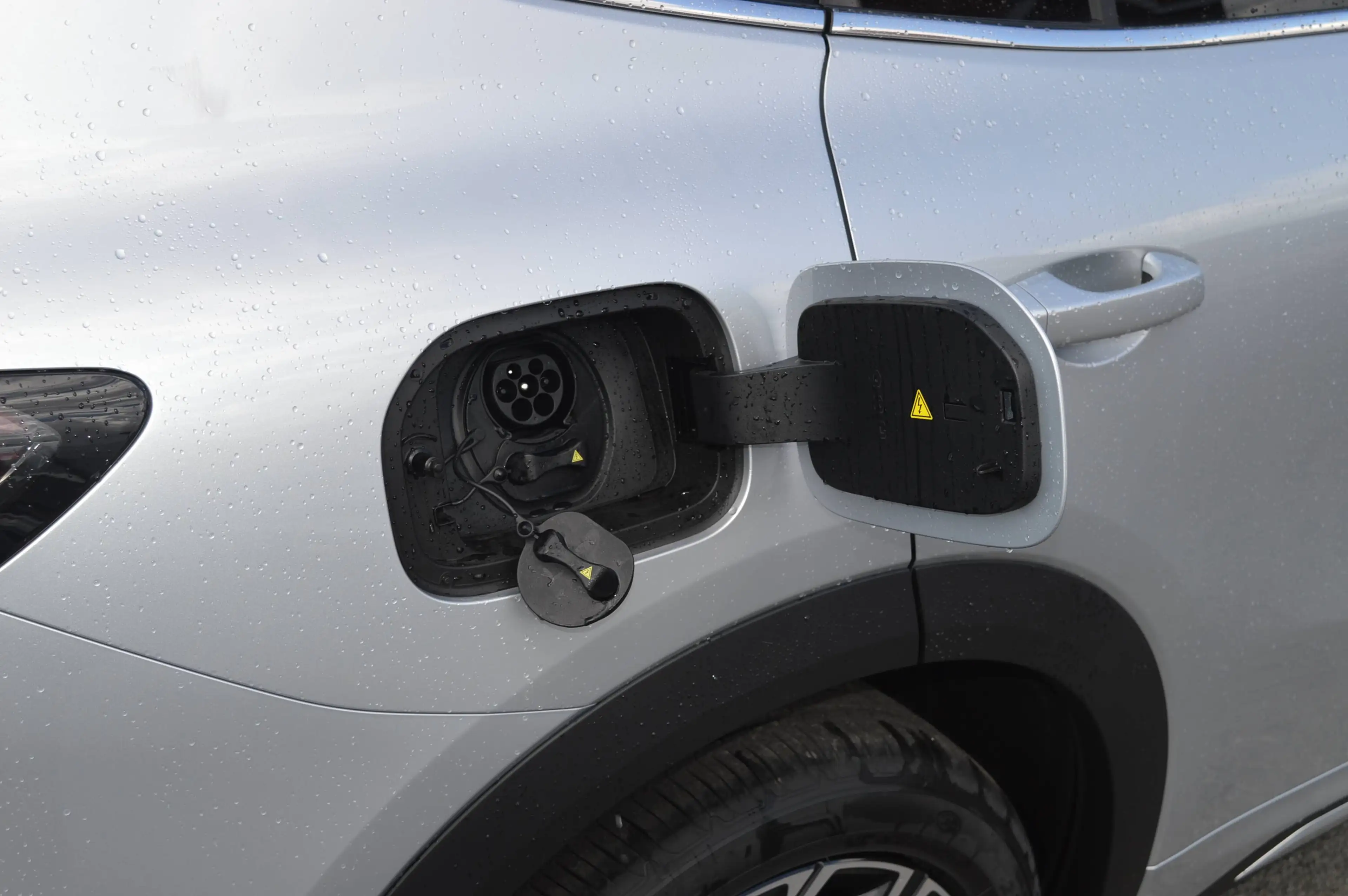 Geely Starray EM-i PHEV 262 max+!132km rijbereik!full option!!! LEDER+PANO DAK+ALU VELGEN+... — photo 10