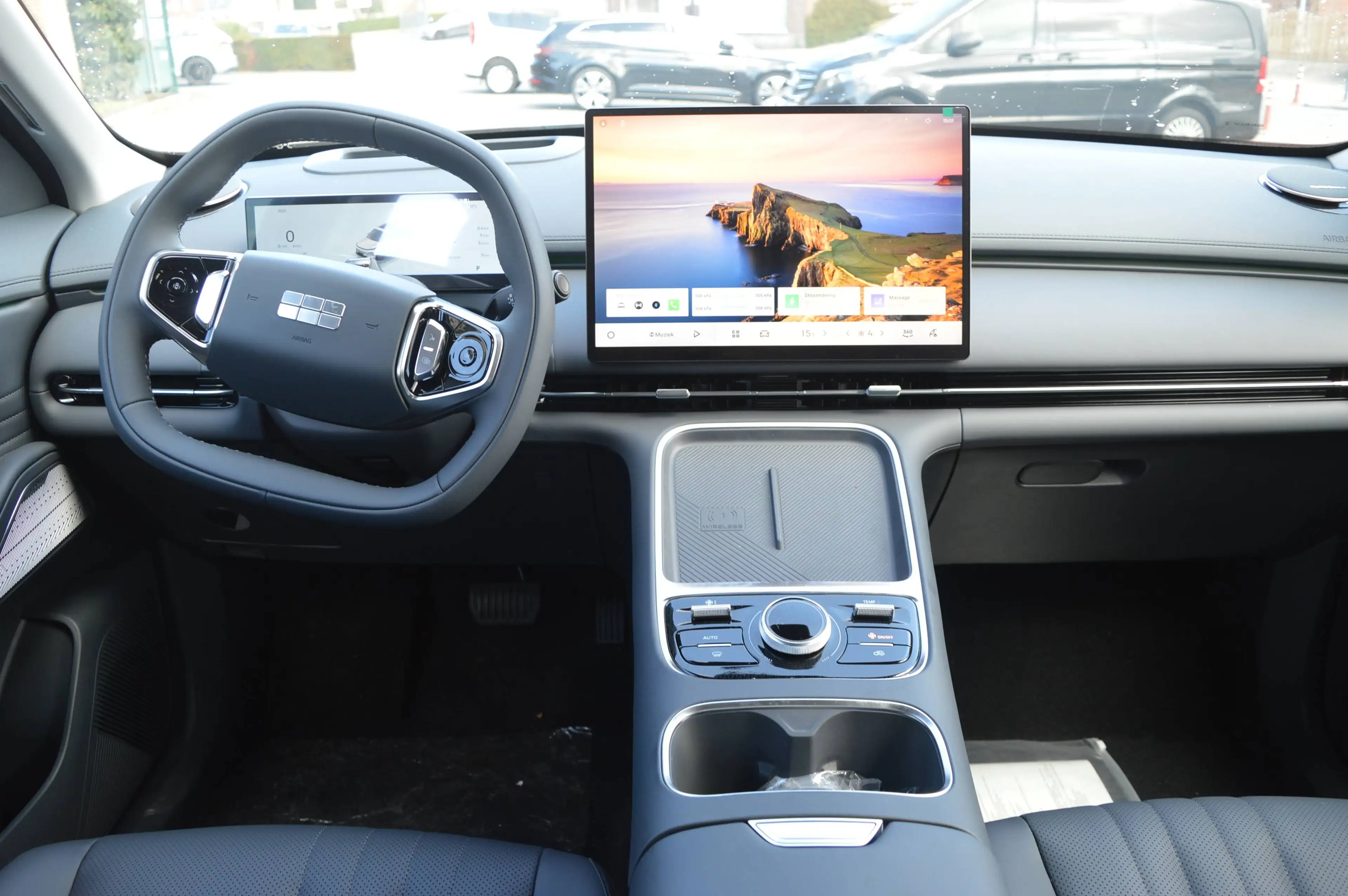Geely Starray EM-i PHEV 262 max+!132km rijbereik!full option!!! LEDER+PANO DAK+ALU VELGEN+... — photo 7