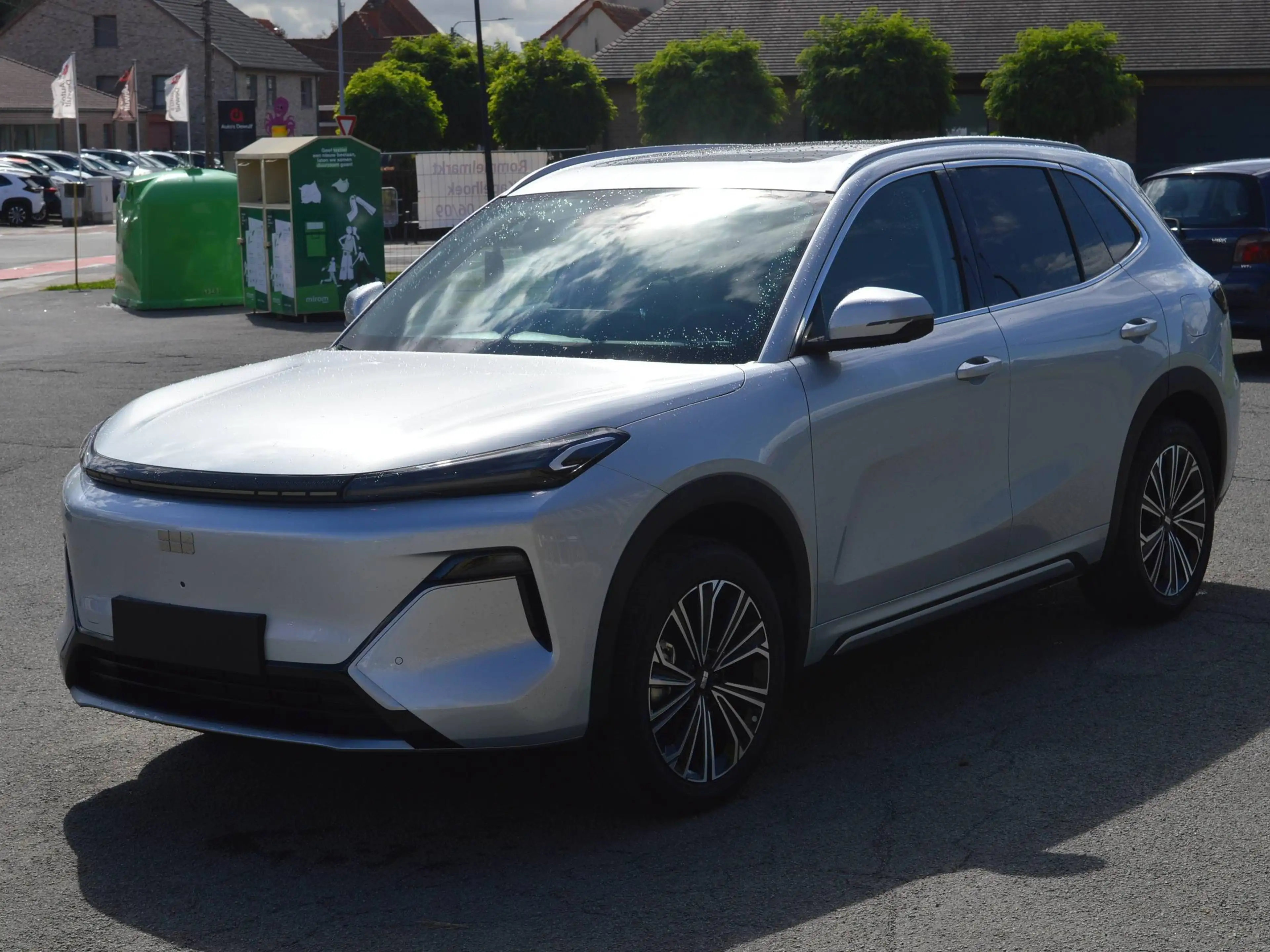 Geely Starray EM-i PHEV 262 max+!132km rijbereik!full option!!! LEDER+PANO DAK+ALU VELGEN+...