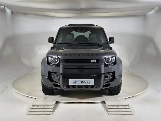 Land Rover Defender view 8