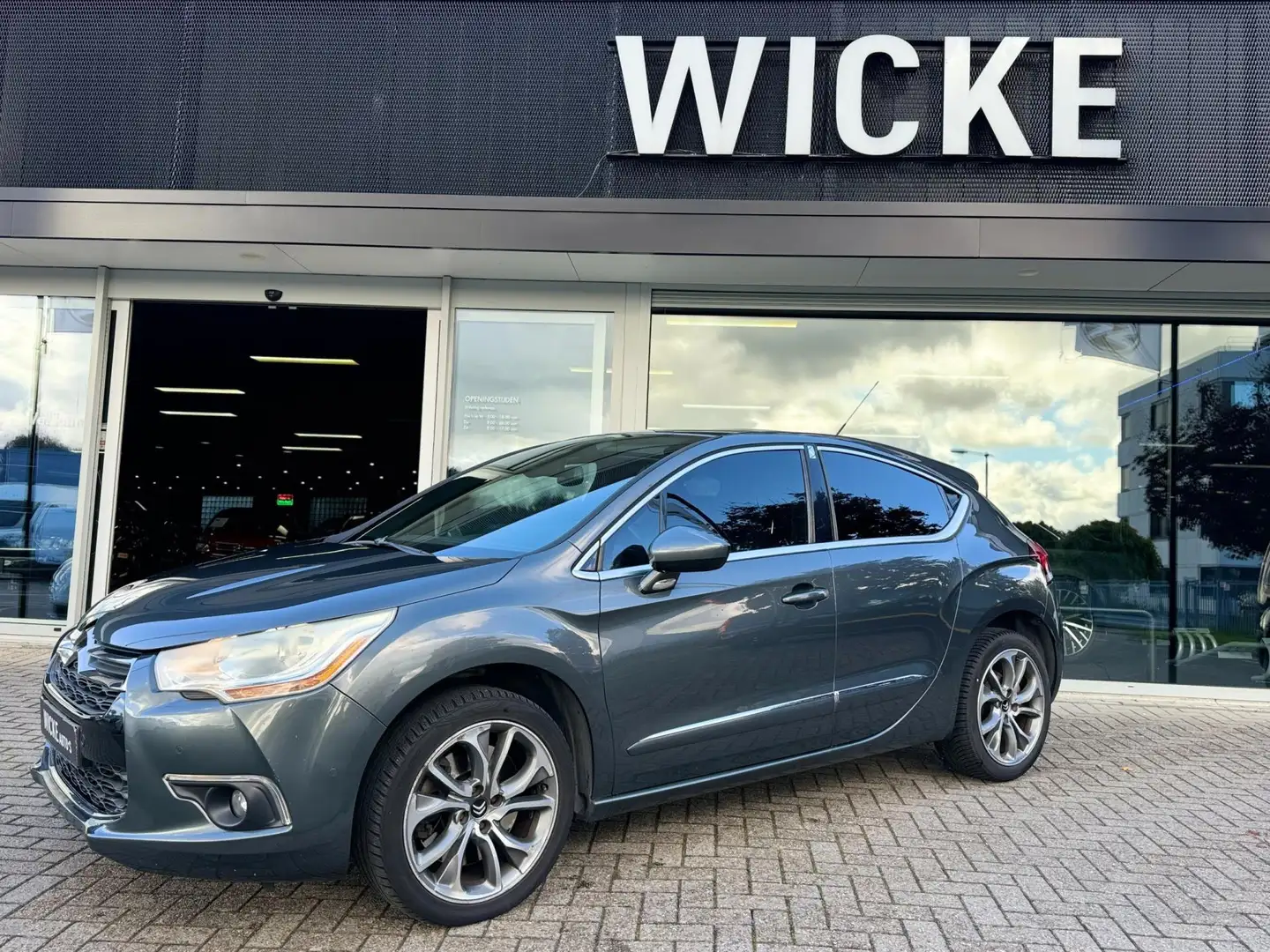 Citroen DS4 1.6 THP Sport Chic Leder Navigatie PDC 200 PK 6bak Сірий - 1