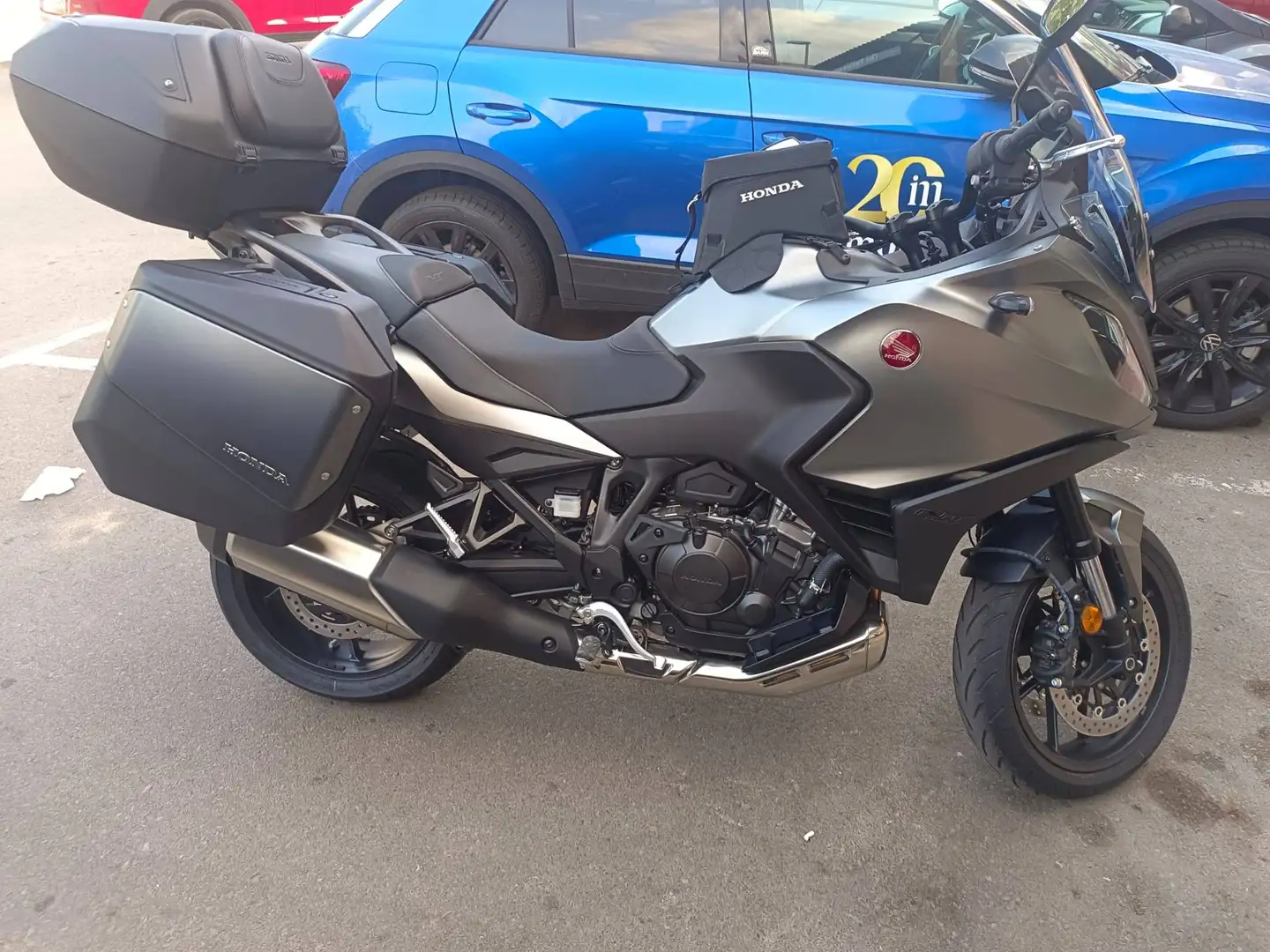 Honda NT 1100 Gris - 1