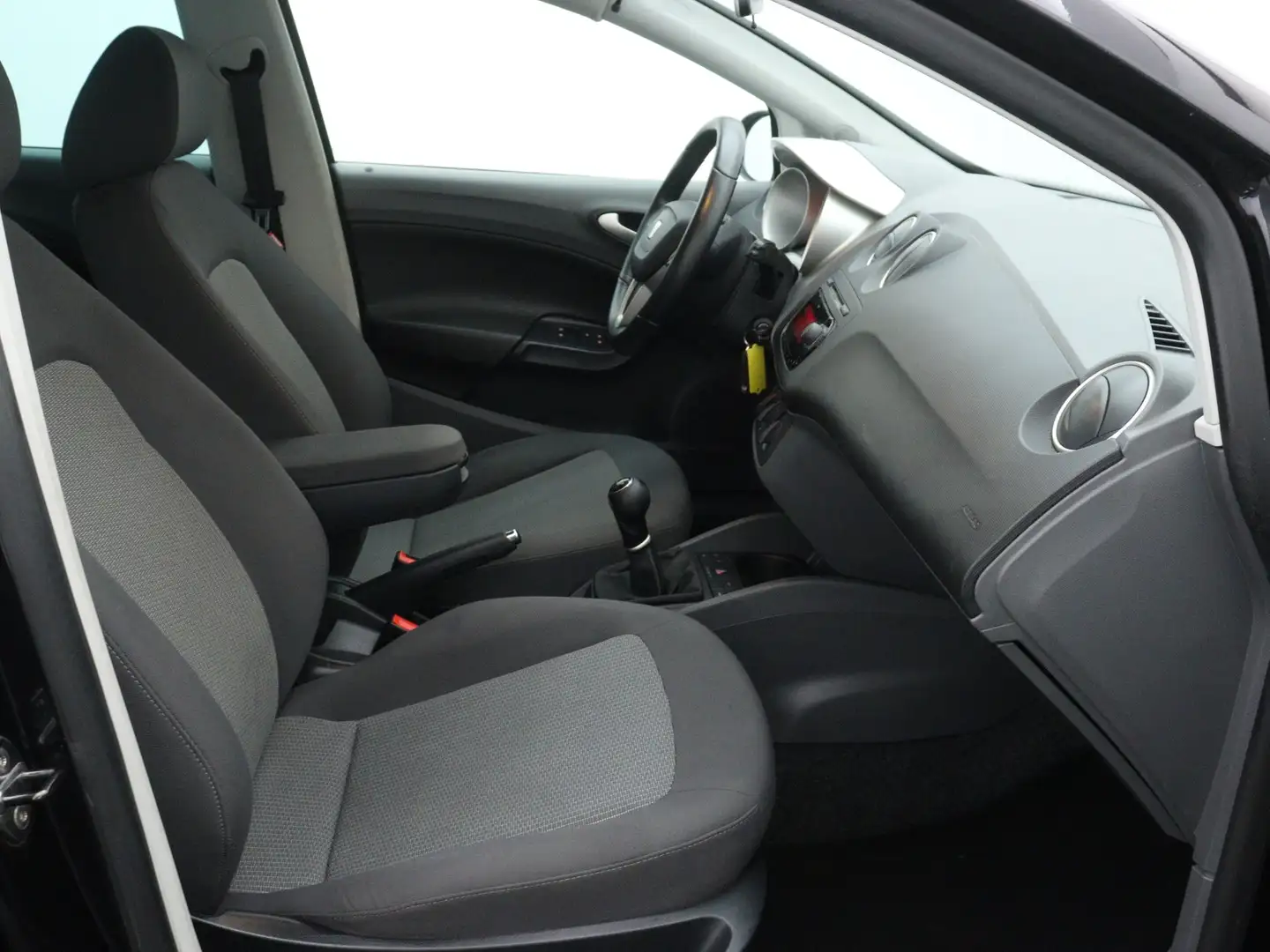 SEAT Ibiza ST 1.2 TDI Style Ecomotive / Apk 02-2025 / DB-riem Zwart - 2
