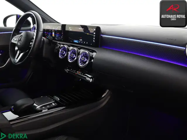 Mercedes-Benz A-Class view 9