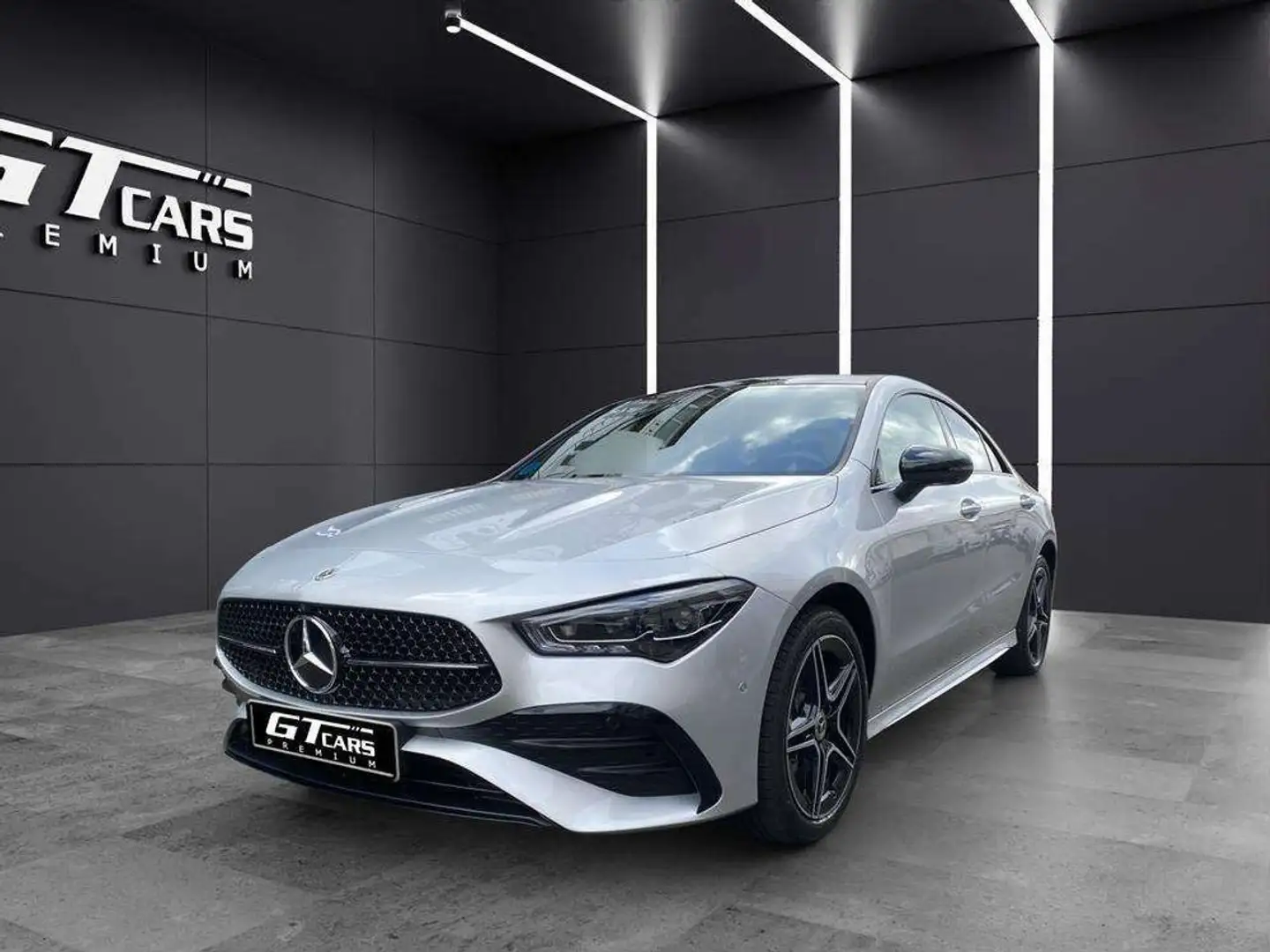 Mercedes-Benz CLA 45 AMG 250e Argent - 1