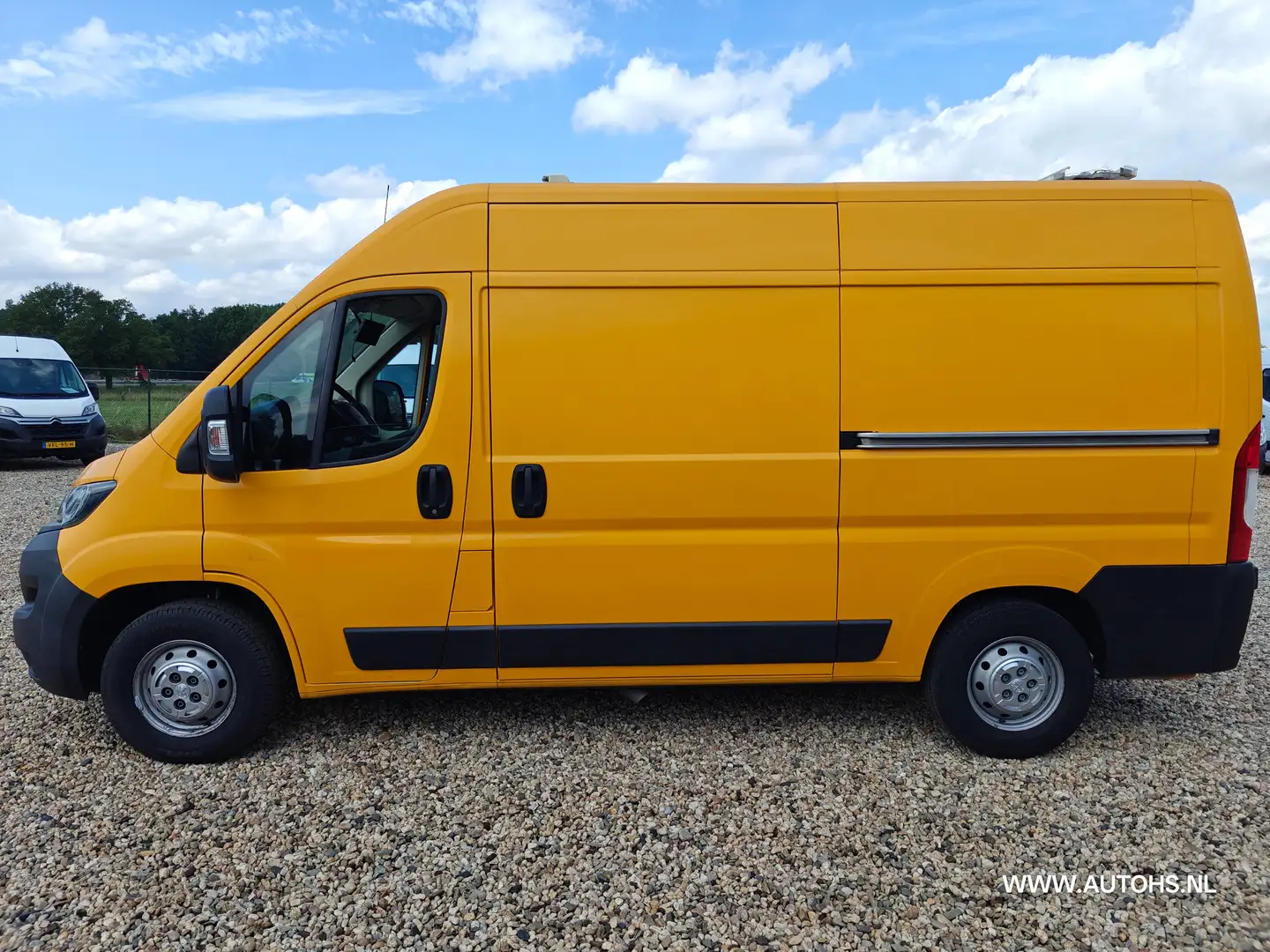 Peugeot Boxer Boxer 335 2.0 HDI L2H2 Pre Sárga - 2