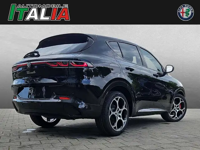 Alfa Romeo Tonale view 2