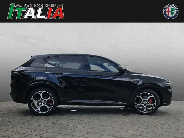 Alfa Romeo Tonale view 3