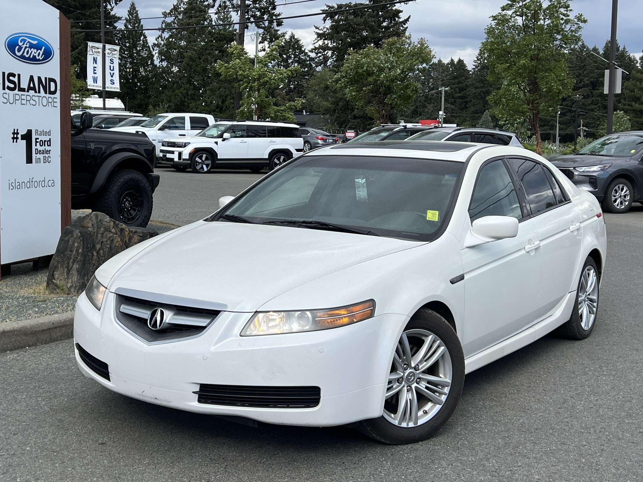 White 2005 Acura TL Sedan Front-Wheel Drive Automatic