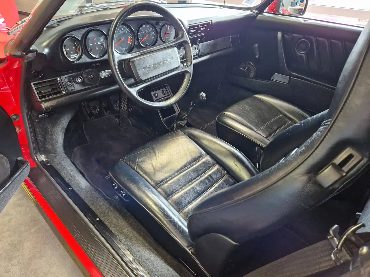 Porsche 911 3.2 Speedster, foto 10