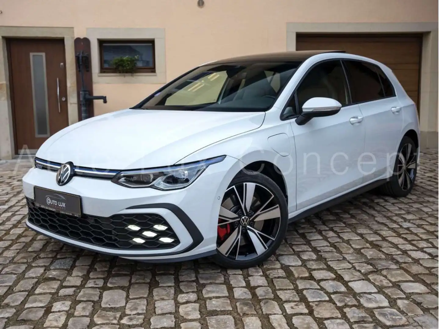 Volkswagen Golf GTE 1.4 eHybrid DSG/Leder/Matrix/AHK/Pano/Kamera Blanc - 1