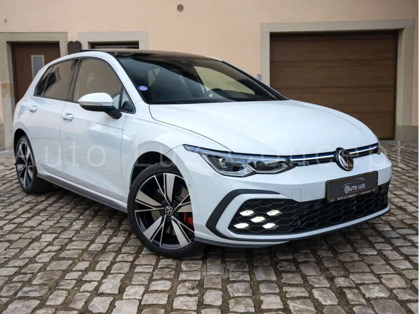 Volkswagen Golf GTE 1.4 eHybrid DSG/Leder/Matrix/AHK/Pano/Kamera Blanc - 2