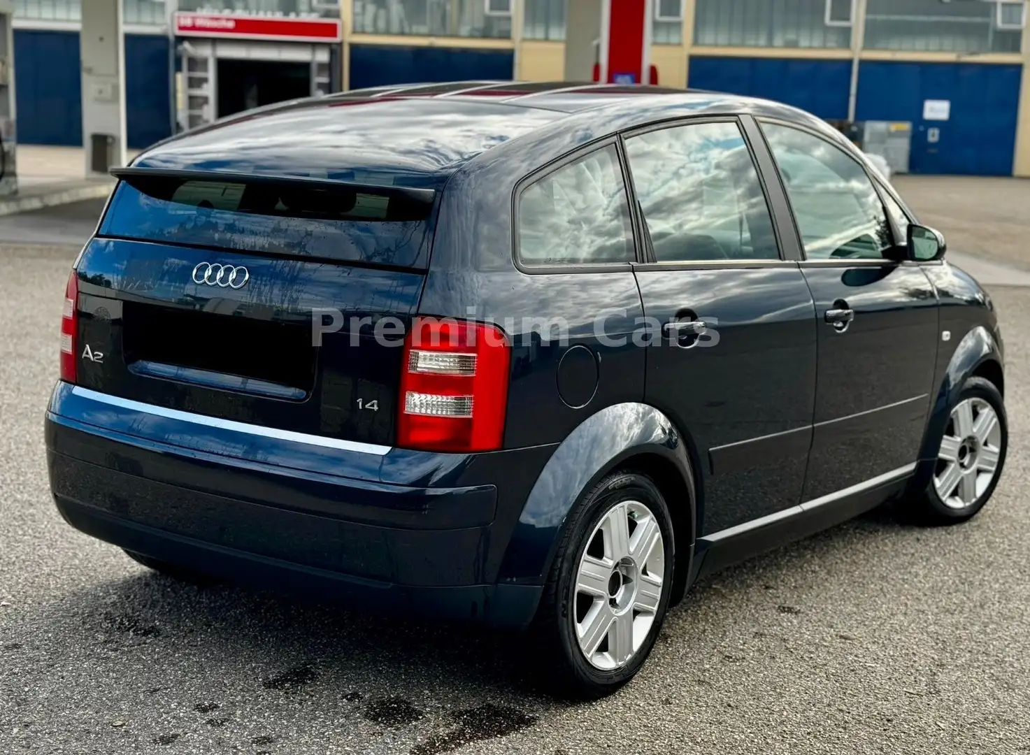 Audi A2 1.4 *Gepflegt*Klima*Tüv Neu *Soundanlage* Albastru - 2