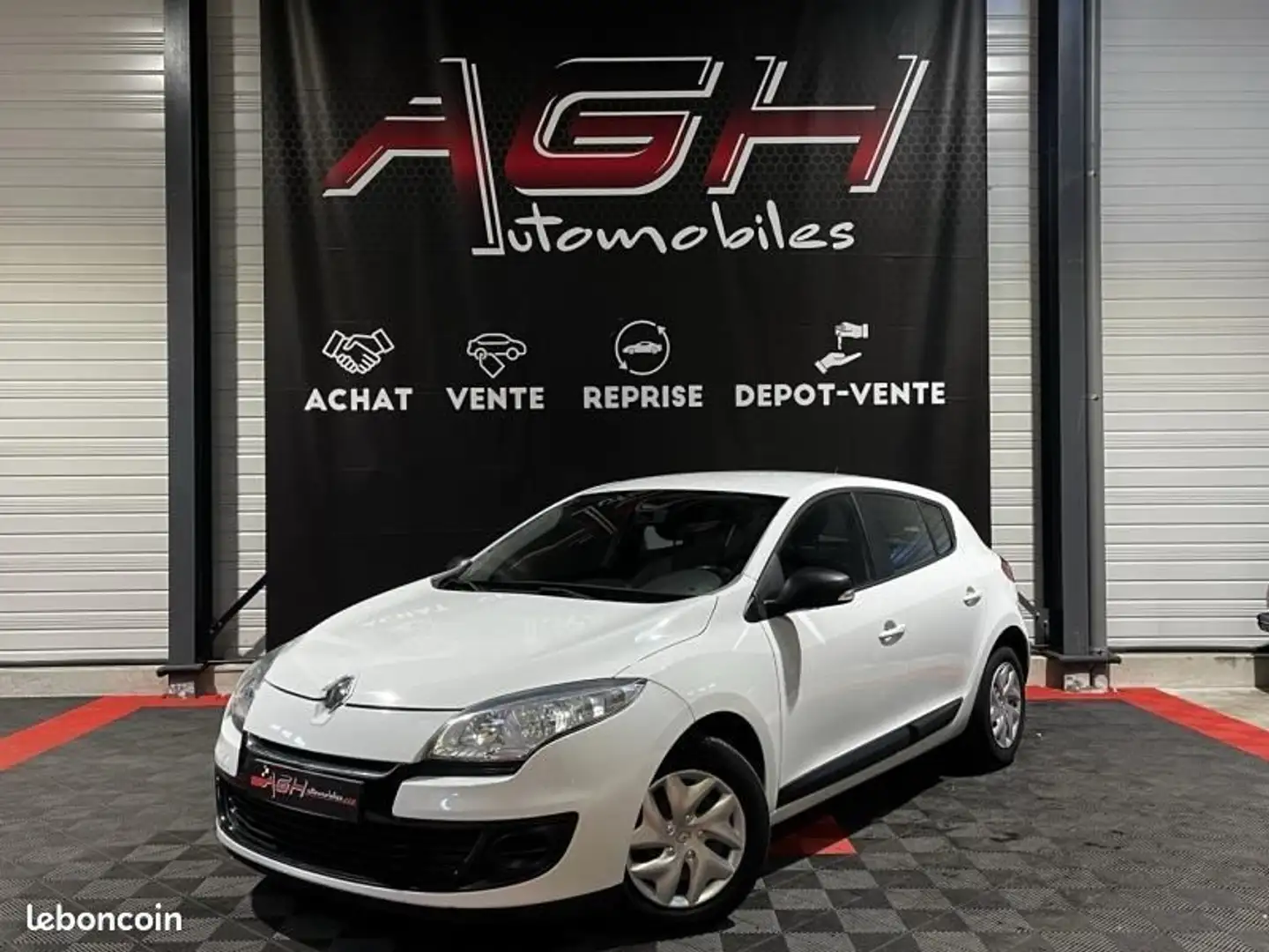 Renault Megane Sté 1.5 dCi 90ch Air eco² Blanc - 1