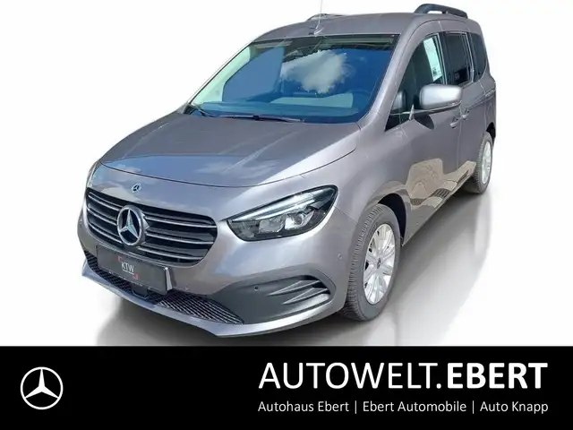 Mercedes-Benz Classe T T 180d Progr AHK Navi-/Park/TechnikPkt LED KeyGo