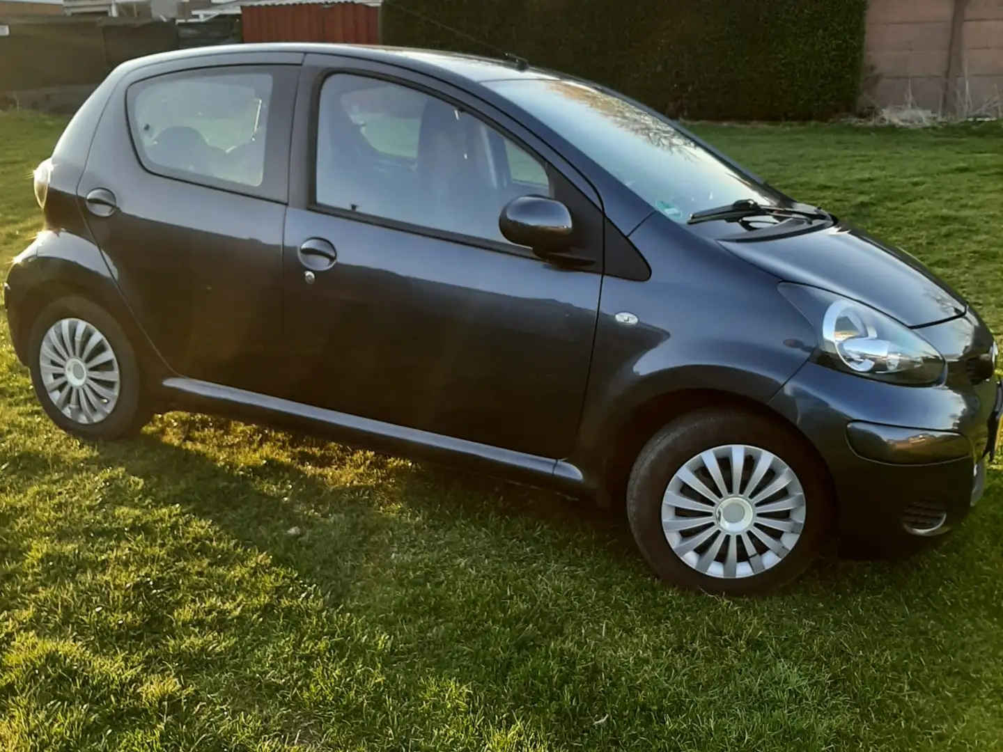 Toyota Aygo 1.0-12V Comfort Brons - 1