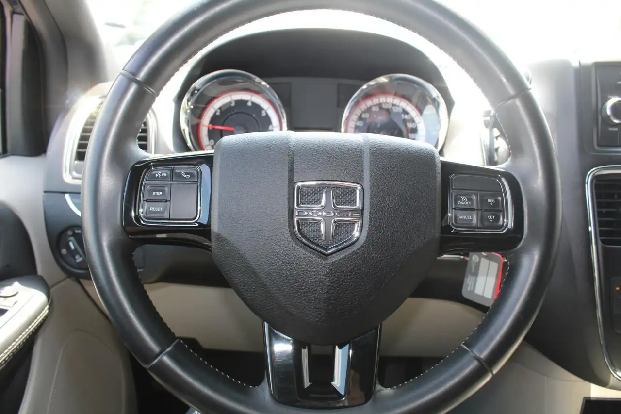 Dodge Grand Caravan fotografie Dodge Grand Caravan