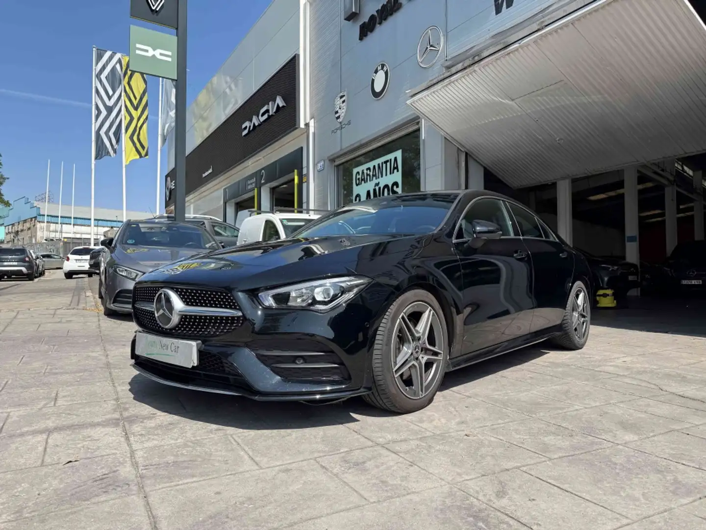 Mercedes-Benz CLA 200 200d Schwarz - 2