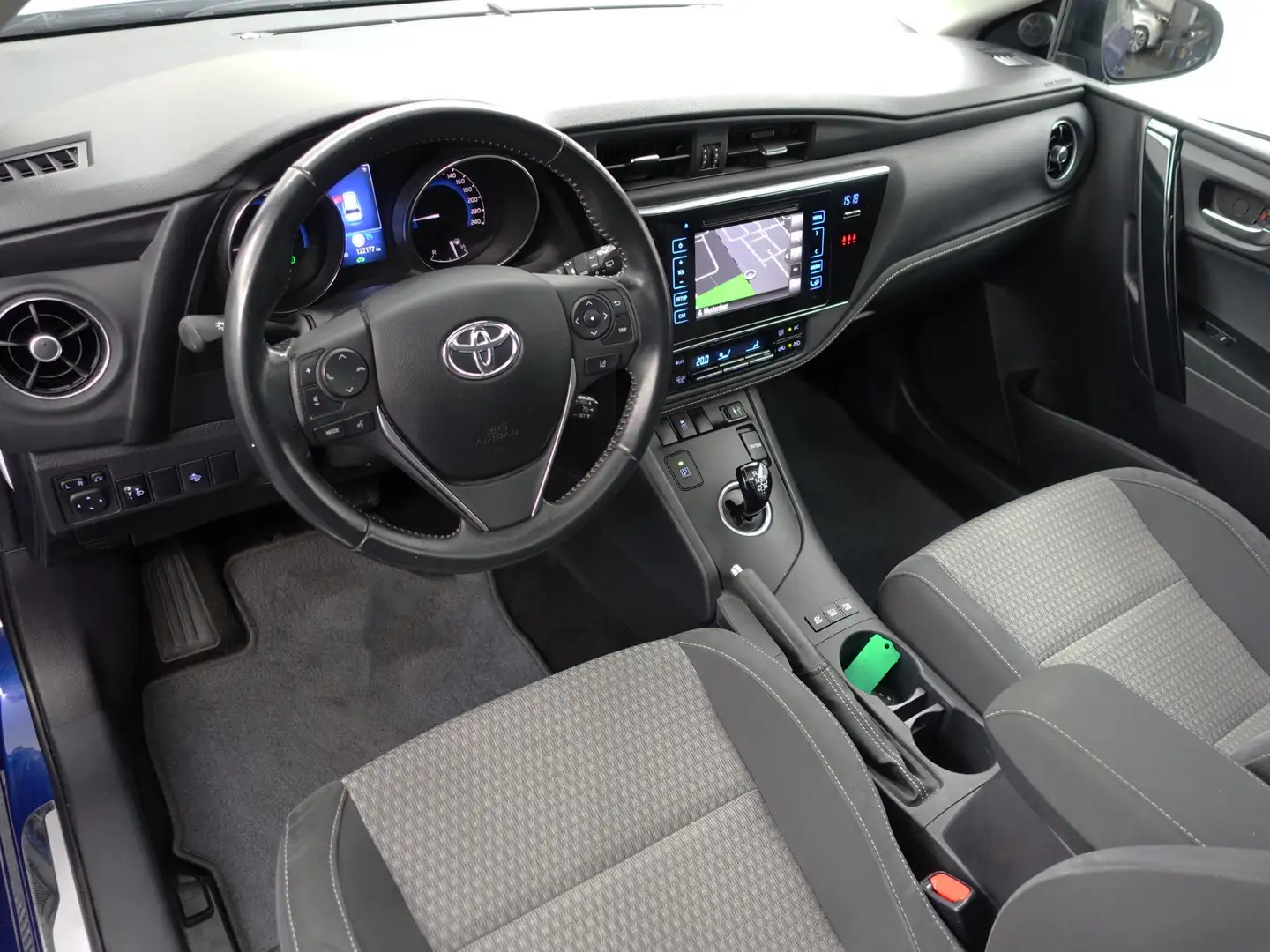Toyota Auris Touring Sports 1.8 Hybrid Dynamic Aut- INCL BTW, P Blue - 2