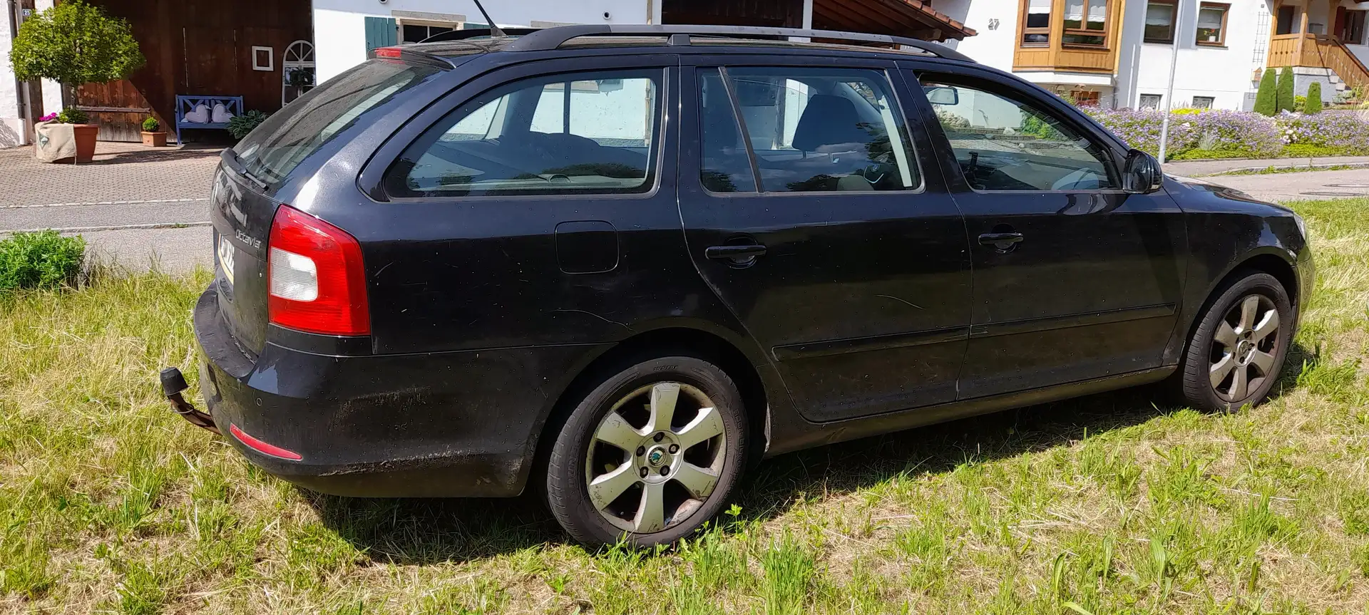 Skoda Octavia Octavia Combi 1.9 TDI DPFElegance Noir - 2