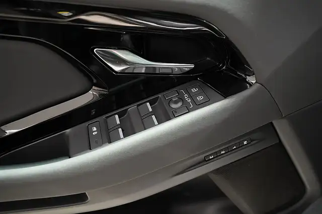 Land Rover Range Rover Evoque P270e PHEV Dynamic SE AWD Aut. Ansicht 24