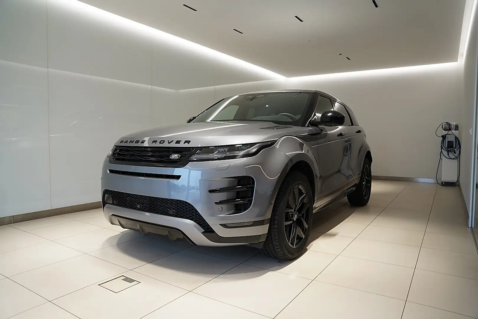 Land Rover Range Rover Evoque P270e PHEV Dynamic SE AWD Aut. Grau - 2