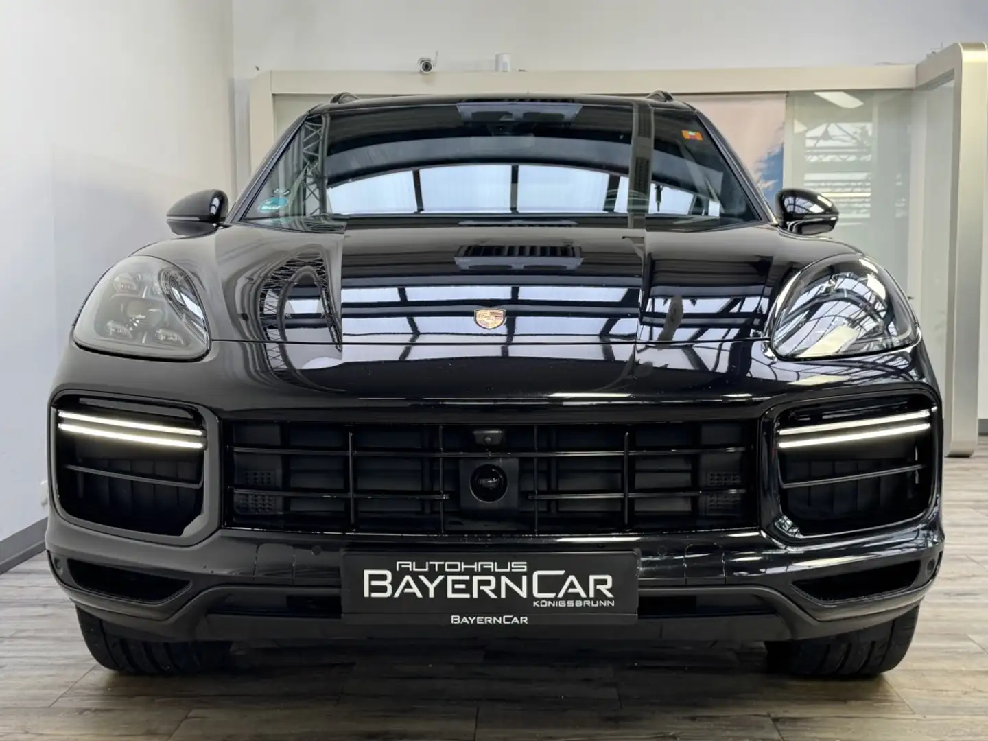 Porsche Cayenne Turbo Approved Sportabgas Sitzlüft. AHK Negro - 2